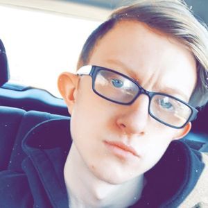 Meet your Posher, Aaron